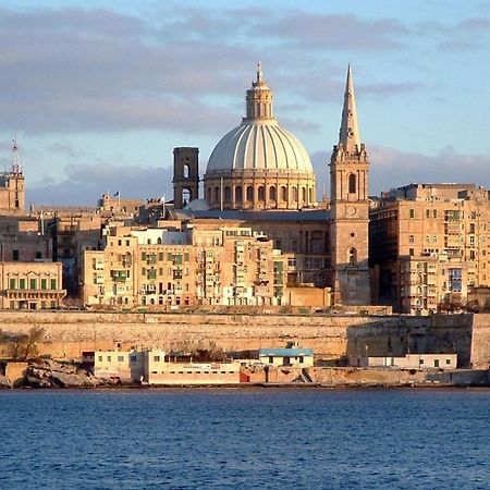 Appartamento Splendid Seaside Retreat On Spinola Bay San Giuliano Esterno foto