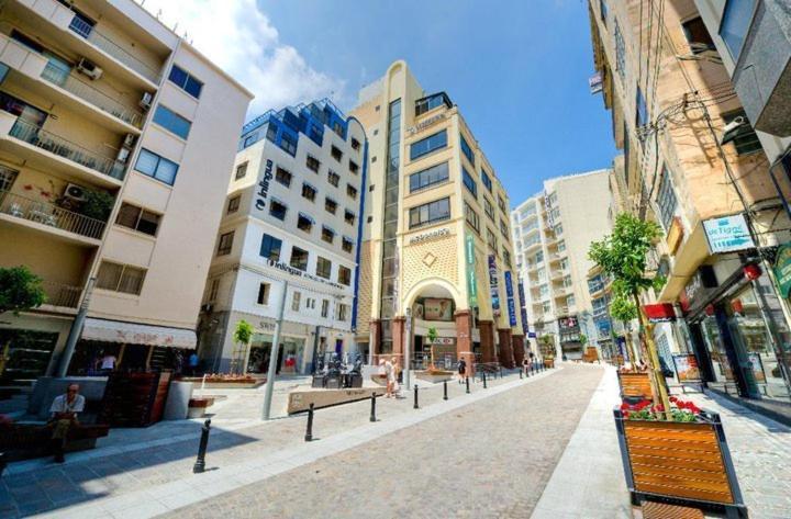 Appartamento Splendid Seaside Retreat On Spinola Bay San Giuliano Esterno foto