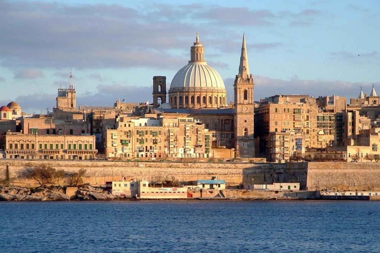 Appartamento Splendid Seaside Retreat On Spinola Bay San Giuliano Esterno foto